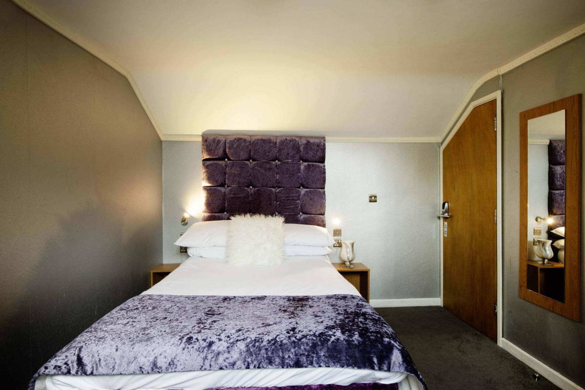 Hotels 24-7 - The Old Victoria Hotel Newport  Esterno foto